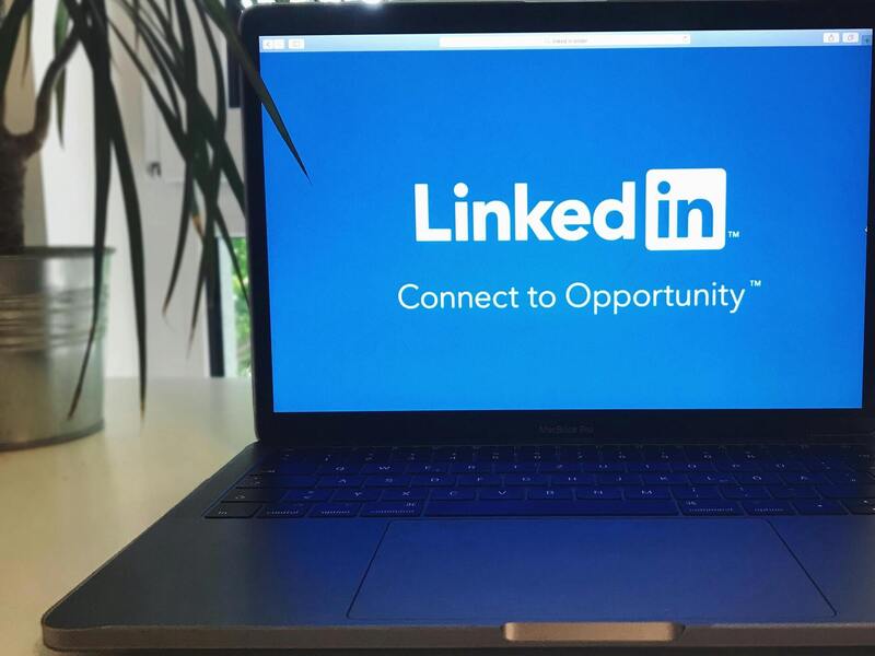 Sledujte nás na Linked-in!